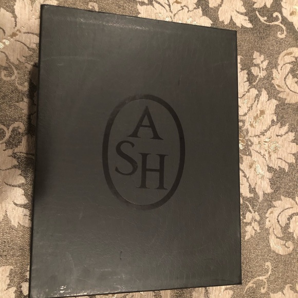 Booties - Picture 7 of 7